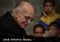 Maestro José Antonio Abreu fue premiado con la Cruz de Honor Austríaca de las Artes