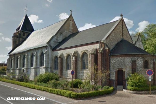 Terroristas toman rehenes en una iglesia en Francia y matan al sacerdote