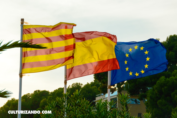 Tribunal de España suspende resolución independentista en Cataluña