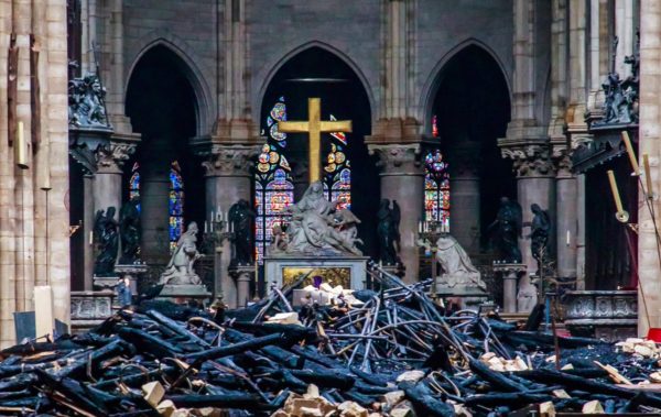 Los expertos de la UNESCO están listos para ayudar a Francia a rescatar y reconstruir Notre Dame