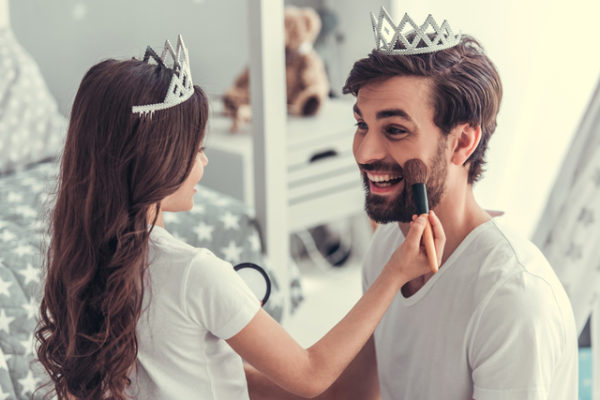 No es solo cosa de madres: ser padre también cambia el cerebro