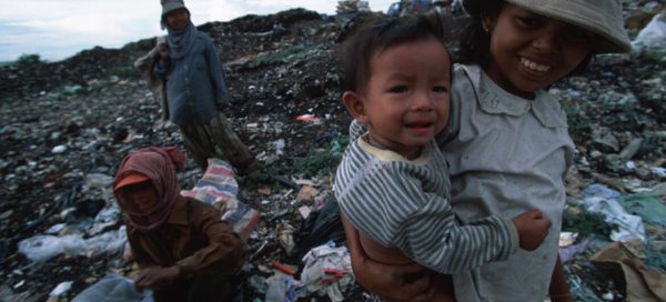 Chile y Suecia deben poner fin al daño con residuos tóxicos a la población de Arica, dicen expertos de derechos humanos