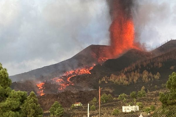 Bajo el volcán: esto es lo que ocurre antes de la erupción