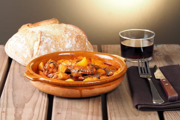 Debemos dejar de comer anguilas antes de que desaparezcan para siempre