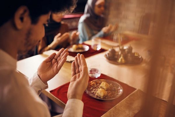 El ayuno durante el mes de Ramadán mejora la salud metabólica