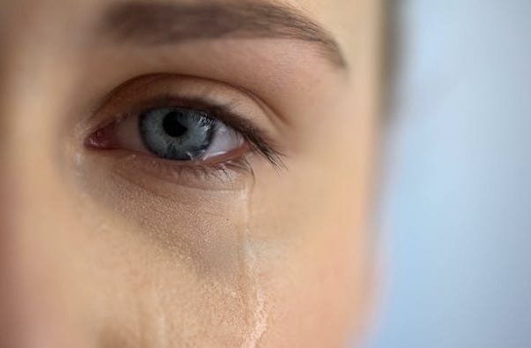 Por qué lloramos de pena pero también de alegría
