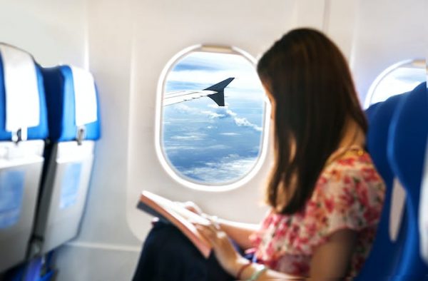 Más allá del ‘jet lag’: ¿cómo afecta a nuestro organismo viajar en avión?