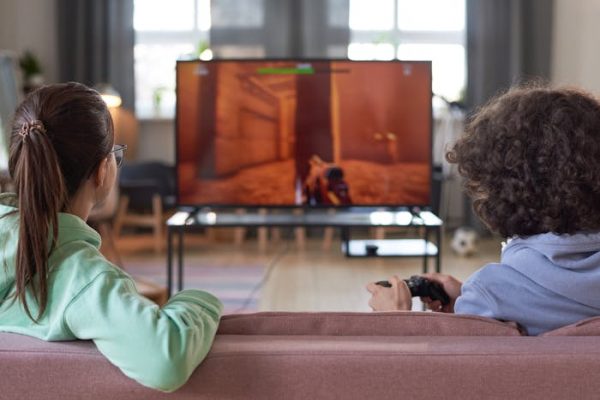 ¿En qué se diferencia la adicción a los videojuegos de otras adicciones en la adolescencia?