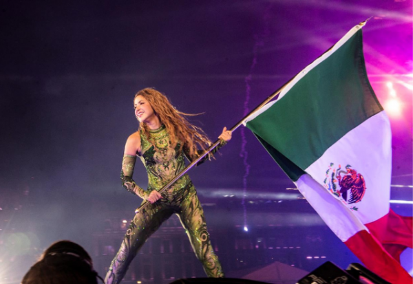 Shakira rompe récord histórico en el Zócalo: Más de 400 mil fans vibran en un concierto inolvidable