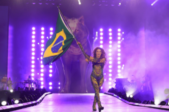 Shakira hace historia: más de 2 millones de fanáticos vibran en un concierto épico en Copacabana