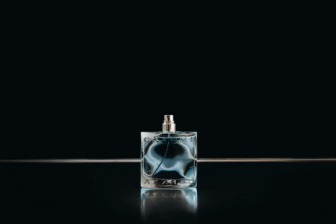Guía completa de perfume Tous para hombre y sus variantes